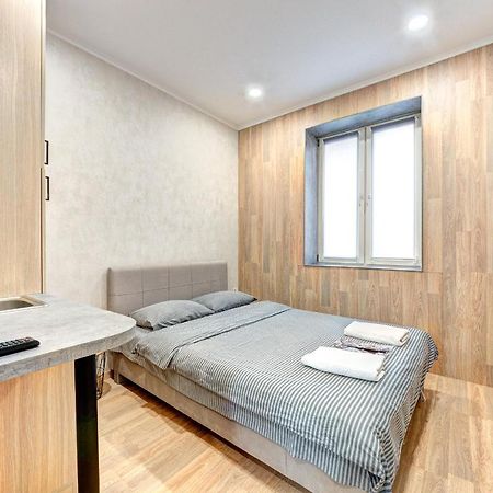 1 Room Apartment Near National Circus เคียฟ ภายนอก รูปภาพ