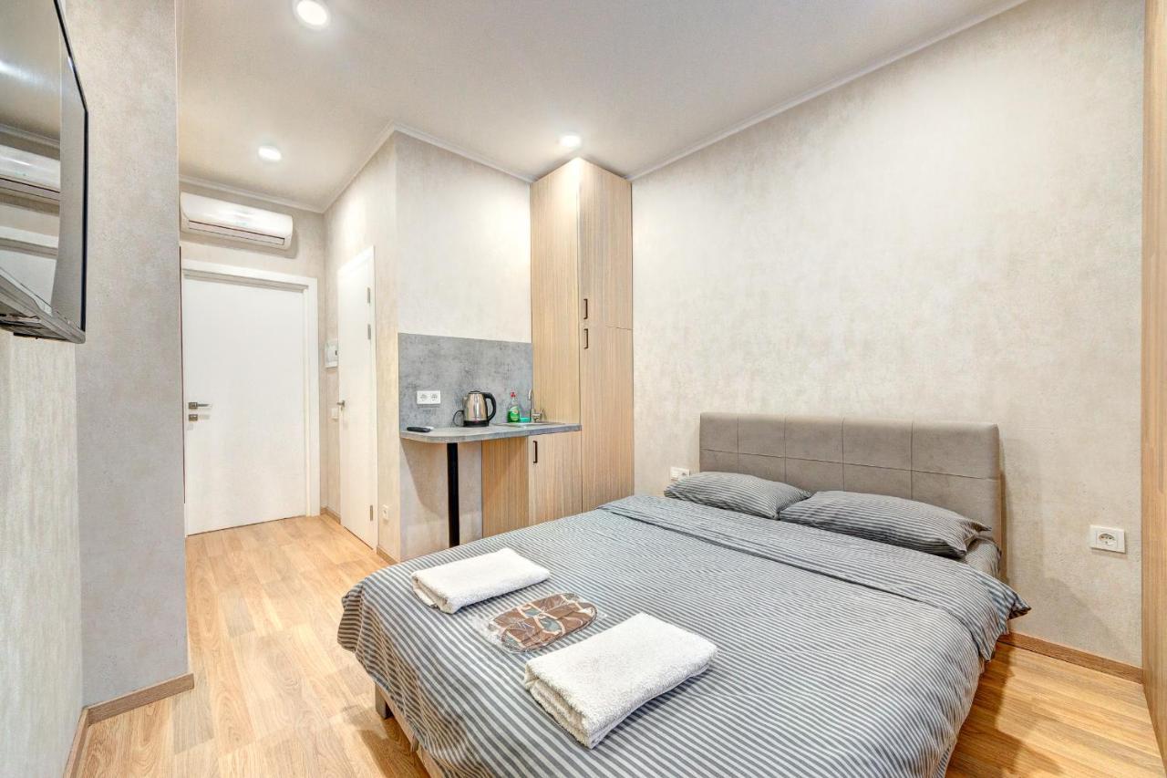 1 Room Apartment Near National Circus เคียฟ ภายนอก รูปภาพ