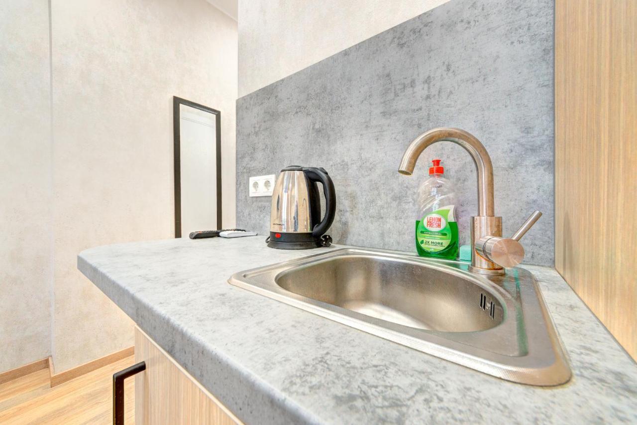 1 Room Apartment Near National Circus เคียฟ ภายนอก รูปภาพ